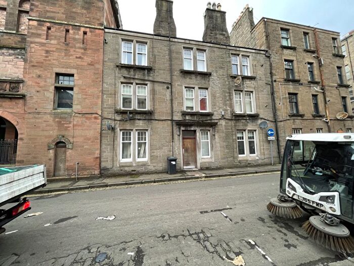 2 Bedroom Flat To Rent In Nicoll Street, Dundee, DD1