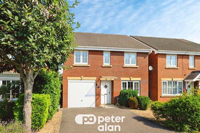 4 Bedroom Detached House For Sale In Cornpoppy Avenue, Monmouth, NP25