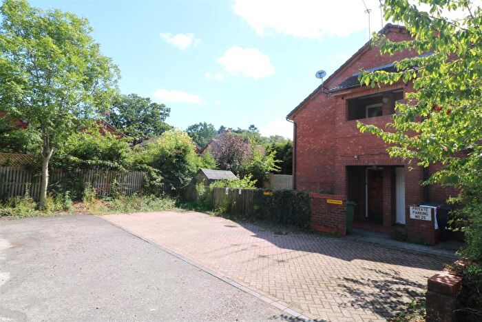 Studio To Rent In Arlidge Crescent, Kenilworth, CV8