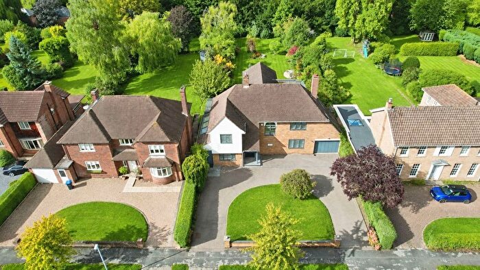 4 Bedroom Detached House For Sale In Cloister Way, Leamington Spa, CV32