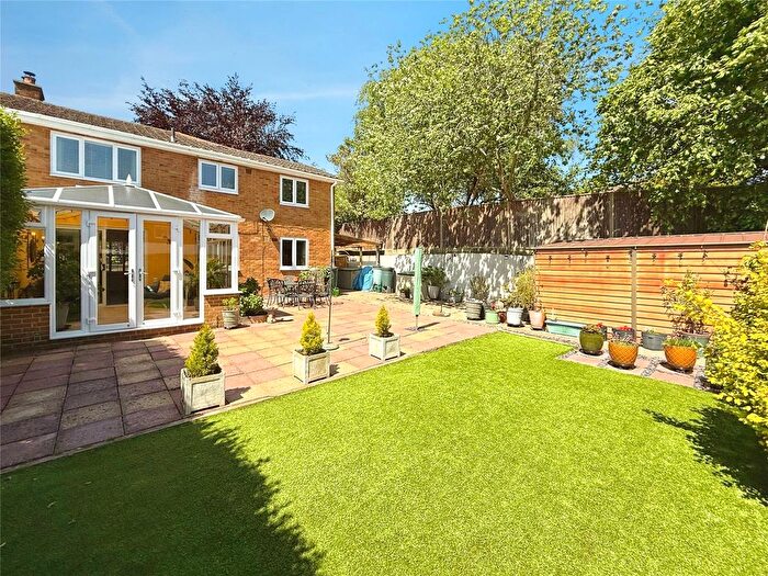 4 Bedroom Semi-Detached House For Sale In South Meadow, Crowthorne, Berkshire, RG45