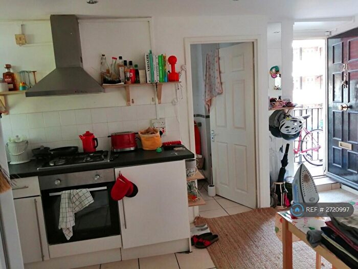 1 Bedroom Flat To Rent In Darcy House, London, E8
