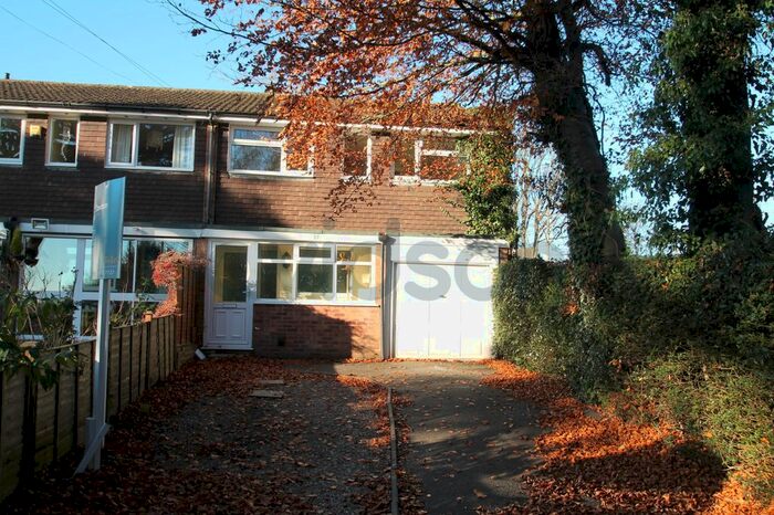 3 Bedroom Semi-Detached House To Rent In Redditch Road, Kings Norton B38