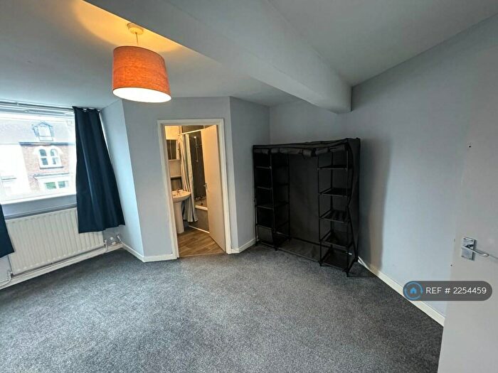 1 Bedroom Flat To Rent In Shirebrook Road, Sheffield, S8