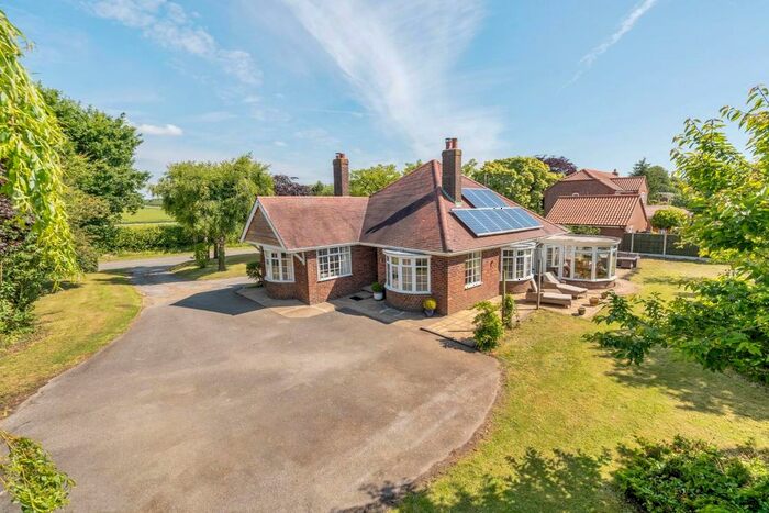 3 Bedroom Detached Bungalow For Sale In Thimbleby, Horncastle, LN9