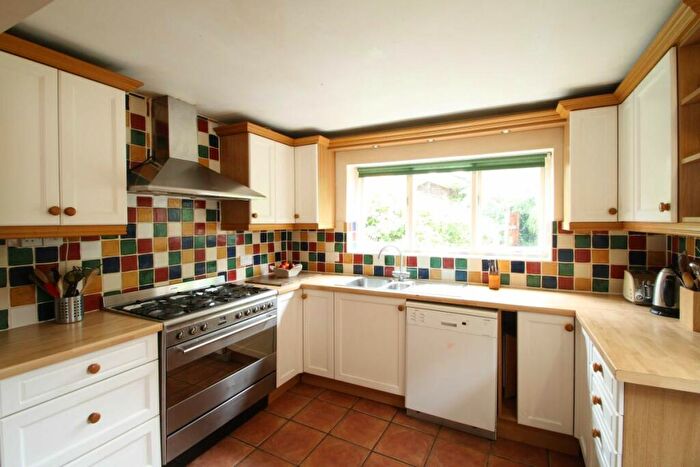 6 Bedroom Terraced House To Rent In Devonshire Place, Exeter, EX4