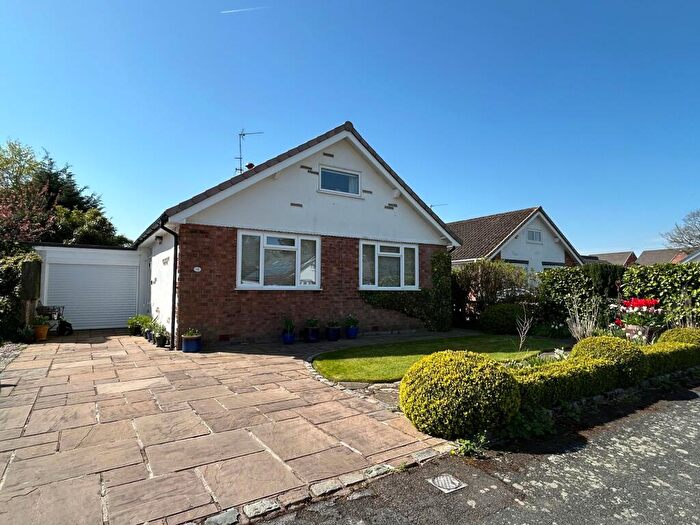 2 Bedroom Detached Bungalow For Sale In Lea Avenue, Goostrey, CW4