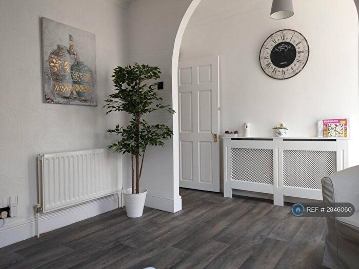 3 Bedroom Terraced House To Rent In Victoria Street, Gillingham, ME7