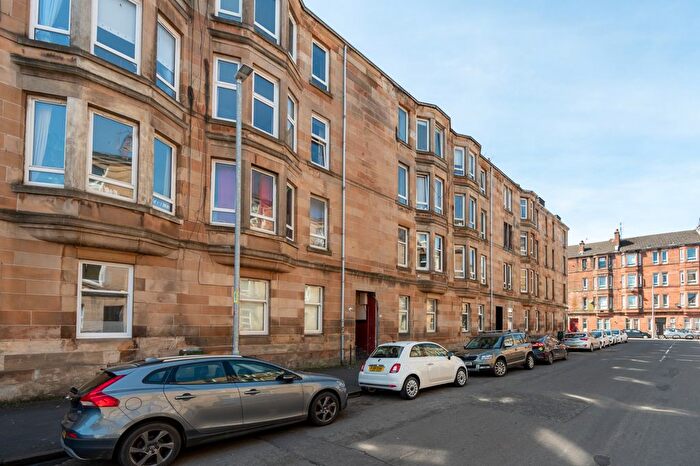 2 Bedroom Flat To Rent In Prince Edward Street, Queens Park, Glasgow, G42