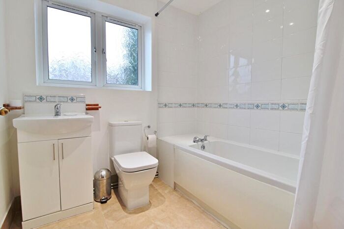 2 Bedroom End Of Terrace House For Sale In Festing Mews, Highland Road, Southsea, PO4