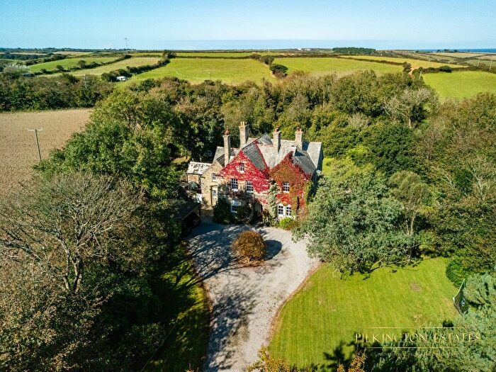 8 Bedroom Detached House For Sale In Penhallow, Truro, Cornwall, TR4