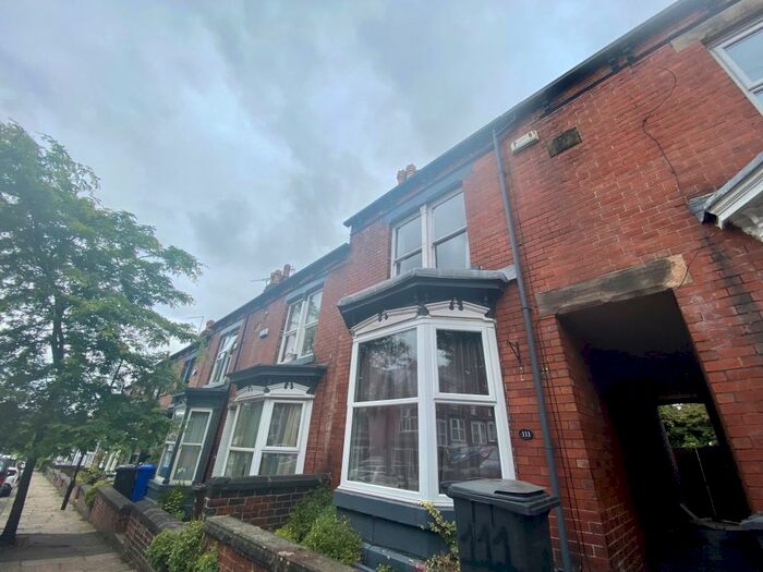 3 Bedroom House To Rent In Ranby Road, Greystones, S11