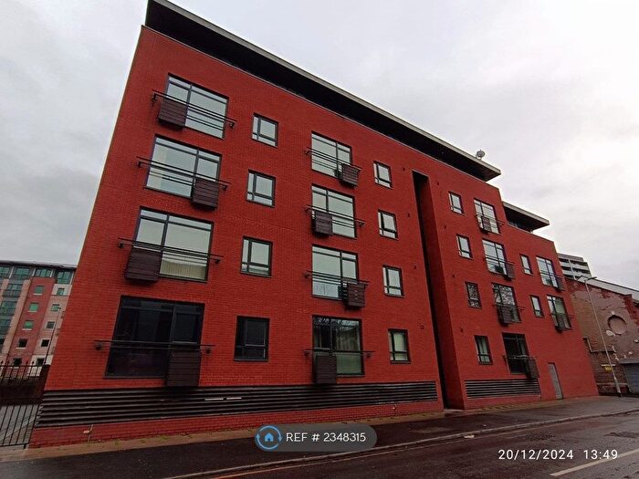2 Bedroom Flat To Rent In Trinity Edge, Salford, M3