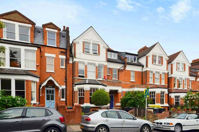 1 Bedroom Flat To Rent In Muswell Avenue, Muswell Hill, London, N10
