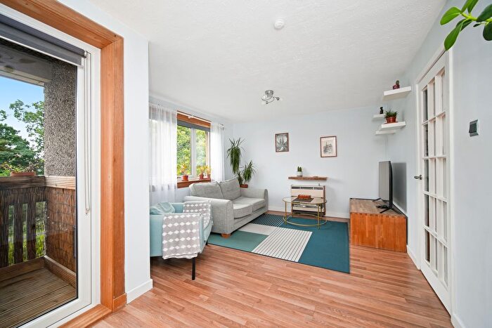 2 Bedroom Flat For Sale In / Burnhead Crescent, Gracemount, Edinburgh, EH16