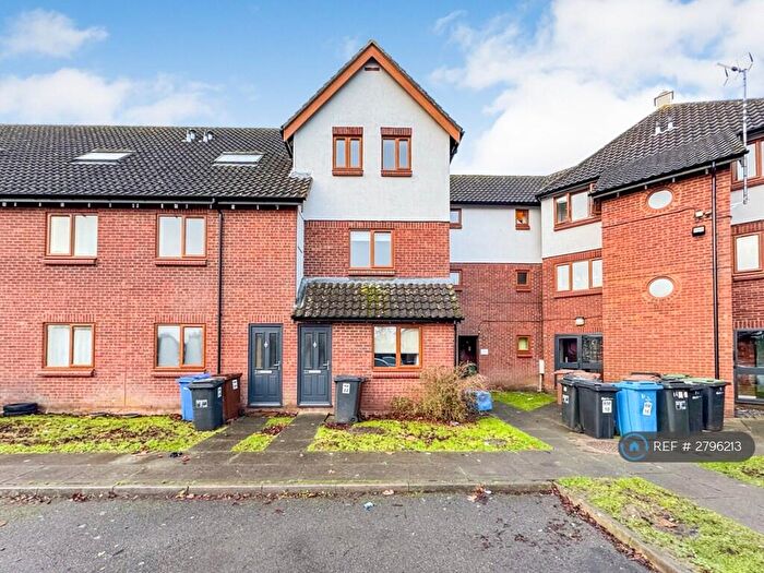 2 Bedroom Flat To Rent In Stephenson Way, Corby, NN17