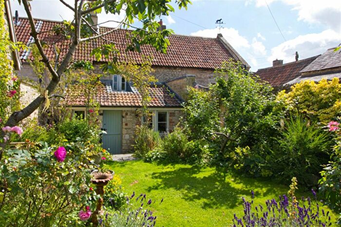 3 Bedroom End Of Terrace House For Sale In High Street, Marshfield, Chippenham, SN14