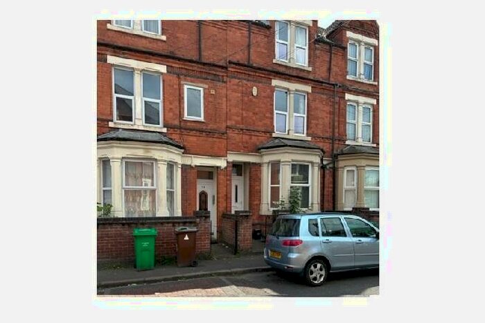 1 Bedroom Flat To Rent In Flat, Beech Avenue, Nottingham, Nottinghamshire, NG7