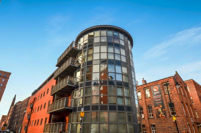 2 Bedroom Flat To Rent In Lockes Yard, Great Marlborough Street, Southern Gateway, Manchester, M1