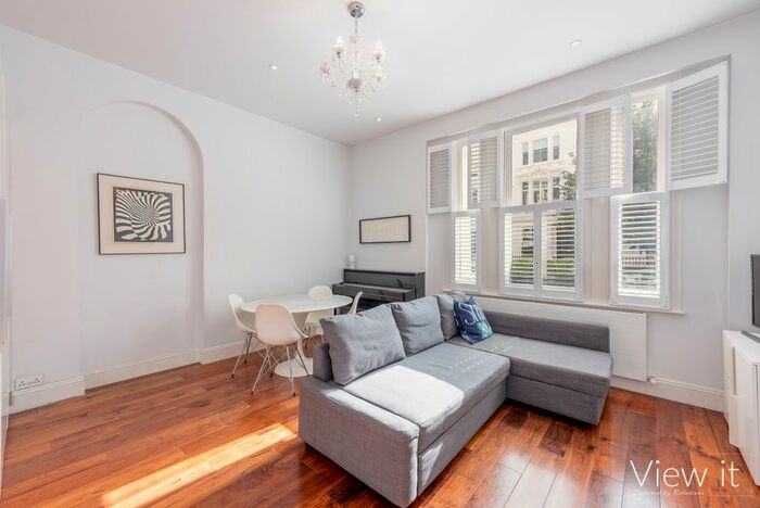 1 Bedroom Flat To Rent In Sutherland Street, Pimlico, London, SW1V