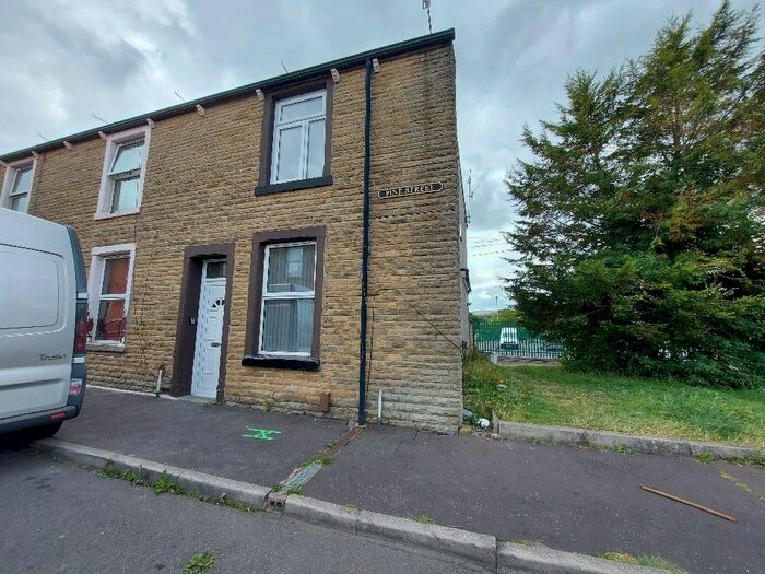 3 Bedroom End Of Terrace House To Rent In Pine Street, Burnley, BB11