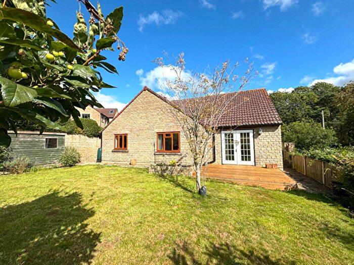 4 Bedroom Detached Bungalow For Sale In Canal View, Camerton, Bath, BA2