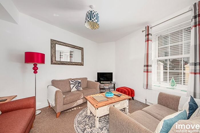 3 Bedroom End Of Terrace House For Sale In Hillesdon Road, Torquay, TQ1