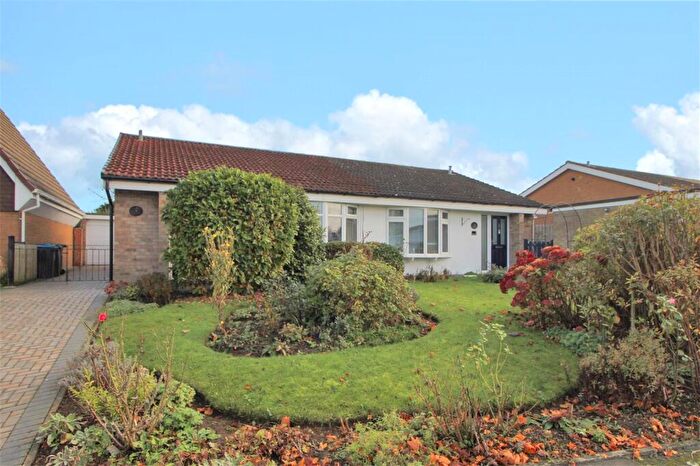 2 Bedroom Bungalow For Sale In Cromwell Drive, Morton-On-Swale, DL7