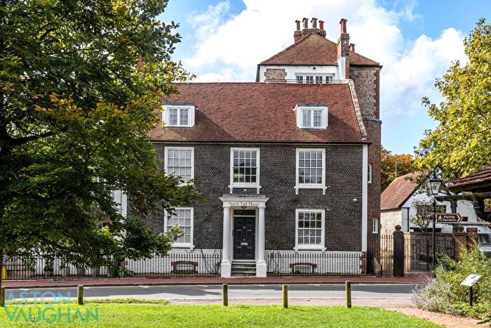 8 Bedroom Semi-detached House To Rent In The Green, Rottingdean, Brighton, BN2