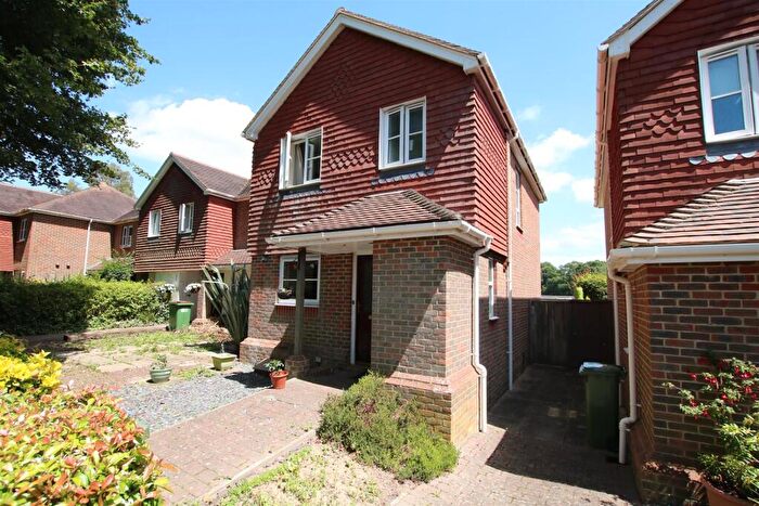 2 Bedroom End Of Terrace House To Rent In The Foresters, Comptons Lane, Horsham, RH13