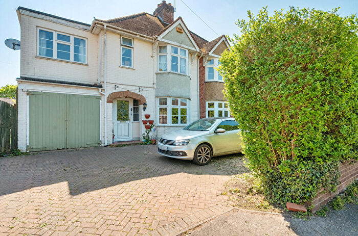 4 Bedroom Semi Detached House For Sale In Park Road, Bracknell, Berkshire, RG12