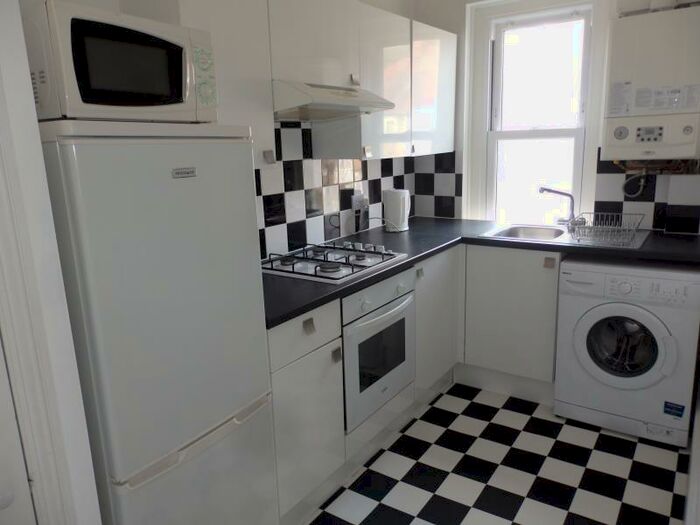 2 Bedroom Flat To Rent In Cranley Gardens, Muswell Hill, N10