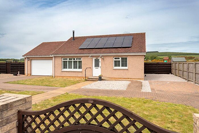 3 Bedroom Bungalow For Sale In Jamphlars Road, Cardenden, Lochgelly, Fife, KY5