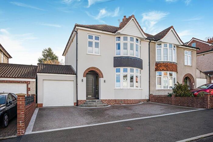 3 Bedroom Semi Detached House For Sale In Mowbray Road, Bristol, BS14