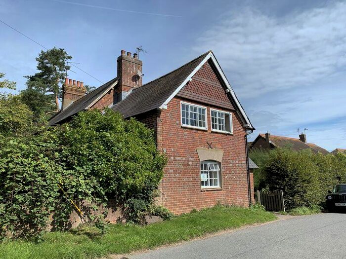 2 Bedroom Cottage To Rent In East Tisted, Nr Alton / Petersfield, Hampshire, GU34