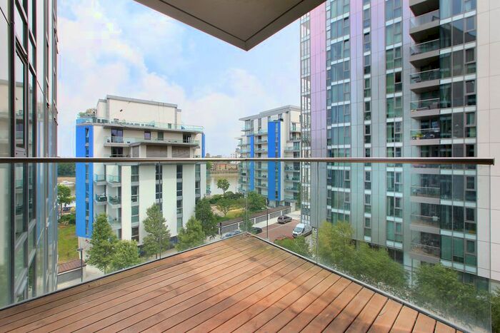 2 Bedroom Flat For Sale In Eastfields Avenue, Wandsworth, London, SW18