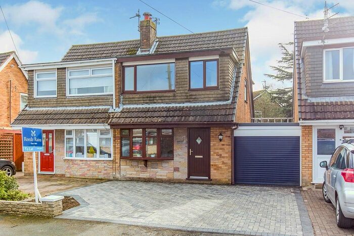 3 Bedroom Semi-Detached House To Rent In Southdene, Parbold, Wigan, Lancashire, WN8