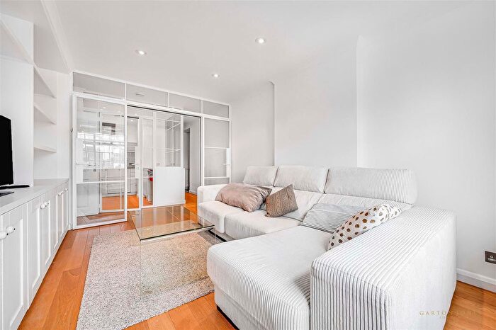 2 Bedroom Flat To Rent In Tufton Court, - Tufton Street, Westminster, London, SW1P