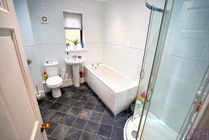 4 Bedroom Detached House For Sale In Mangarwaen, Trawsfynydd - Ac, LL41