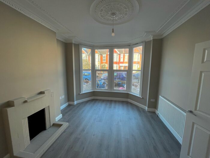 3 Bedroom Terraced House To Rent In Christchurch Road, Southend On Sea, SS2