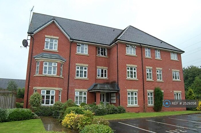 2 Bedroom Flat To Rent In Gibstone Close, Atherton, Manchester, M46