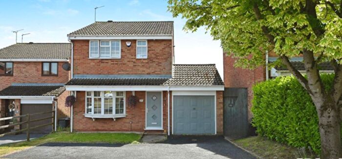 3 Bedroom Detached House To Rent In Chesterton Drive, Nuneaton, CV10