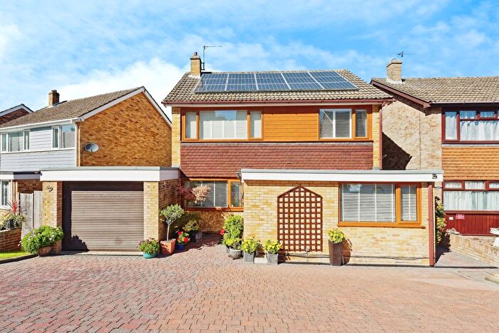 4 Bedroom Detached House For Sale In The Ridgeway, River, Dover, Kent, CT17