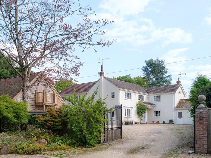 6 Bedroom Detached House For Sale In Clench Common, Marlborough, SN8