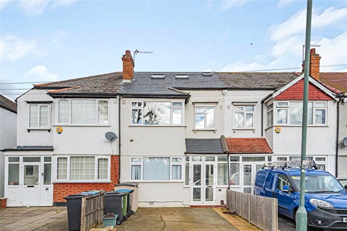 5 Bedroom Terraced House For Sale In Cavendish Road, New Malden, KT3