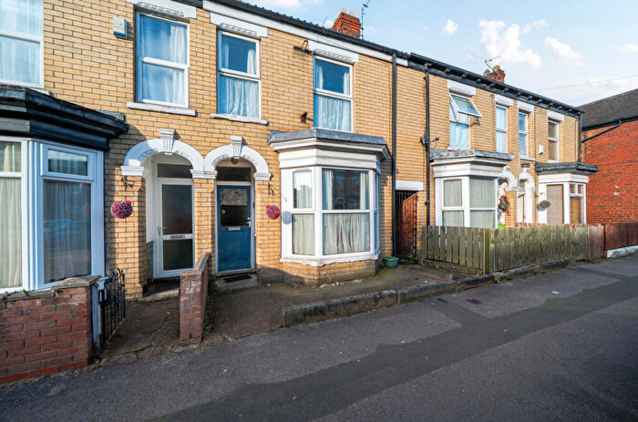 2 Bedroom Terraced House For Sale In Walgrave Street, Newland Avenue, Hull, East Yorkshire, HU5