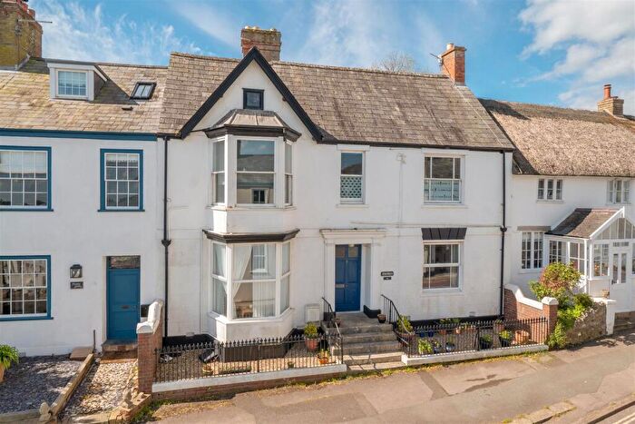 2 Bedroom Apartment For Sale In The Street, Charmouth, Bridport, DT6
