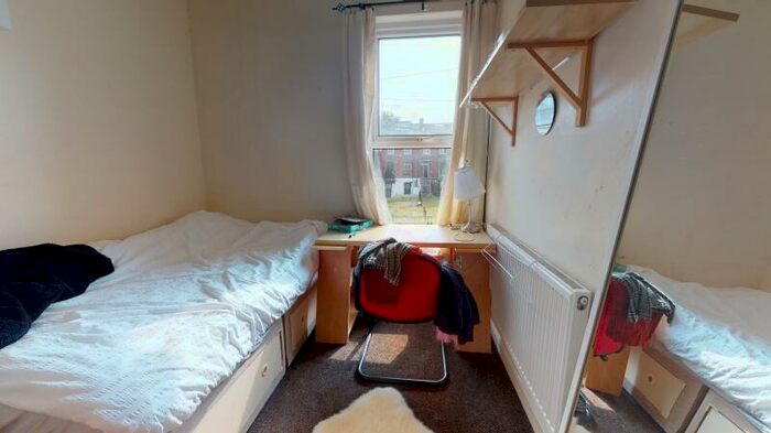 5 Bedroom Terraced House To Rent In Ebor Place, Hyde Park, Leeds, LS6