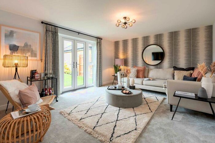 4 Bedroom Detached House For Sale In The Avenue Overstone Northants, NN6