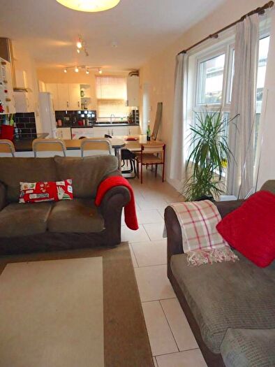 4 Bedroom Terraced House To Rent In Wellfield Place, Cardiff, CF24